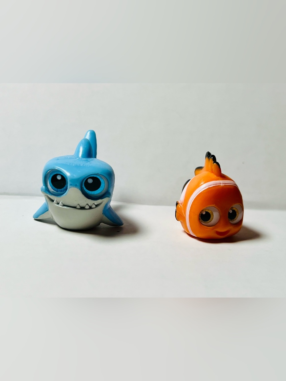 Disney Doorable Nemo And Bruce From Finding Nemo